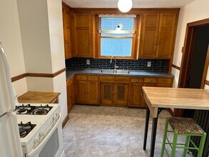 406 Oliver Ave N, Unit 1 in Minneapolis, MN - Building Photo - Building Photo