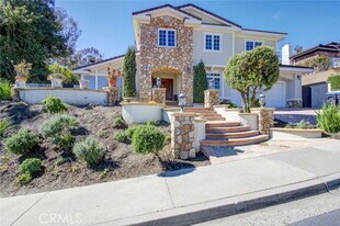 26061 Via Viento in Mission Viejo, CA - Building Photo