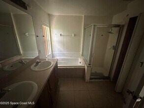 150 Hillock Ave NW in Palm Bay, FL - Building Photo - Building Photo