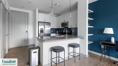 3706 Goodwin Ave, Unit 262 in Austin, TX - Building Photo - Building Photo