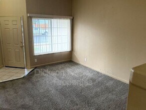 3351 Toledo Ct in Sparks, NV - Building Photo - Building Photo