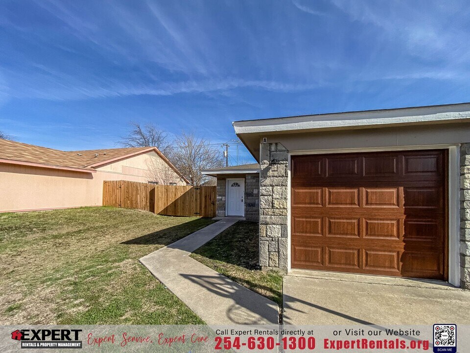 2208 Shoemaker Dr-Unit -Unit A in Killeen, TX - Building Photo