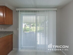 3007 Bucida Dr in Sarasota, FL - Building Photo - Building Photo