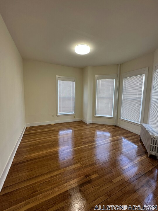11 Highgate St in Boston, MA - Building Photo