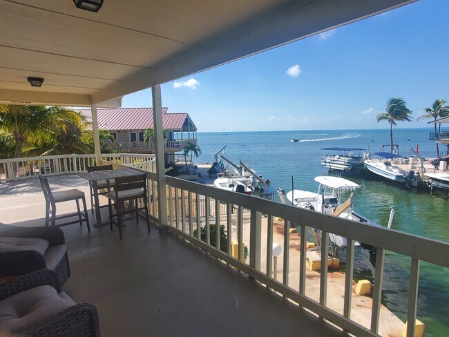 222 Bristol Ct in Tavernier, FL - Building Photo - Building Photo