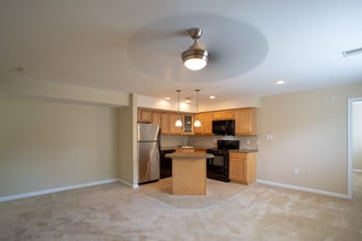 Warrington Crossings in Warrington, PA - Foto de edificio - Interior Photo