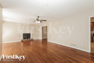 3843 Holland Dr in Snellville, GA - Building Photo - Building Photo