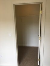 1211 Grants Dr, Unit 3105 in Morgantown, WV - Foto de edificio - Building Photo