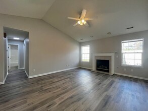 7717 Frontier Ave in Fort Wayne, IN - Building Photo - Building Photo