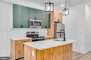 1222 W Silver St in Philadelphia, PA - Foto de edificio - Building Photo