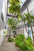 101 Ocean Ln Dr in Miami, FL - Building Photo - Building Photo