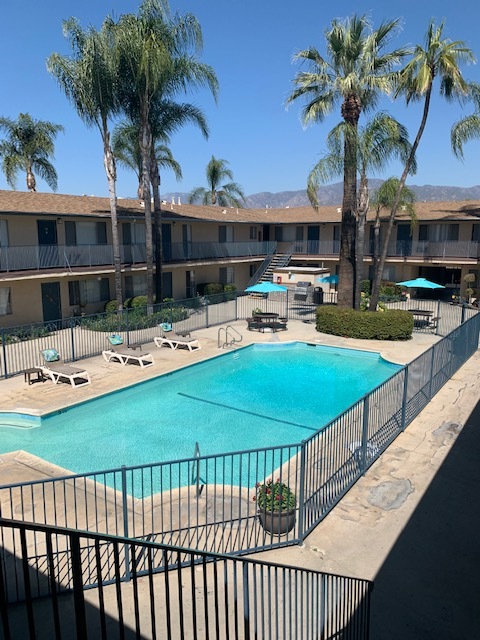 Covina Palms Apartments in Covina, CA - Building Photo