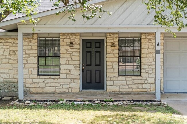 3801 Foust Trail in Georgetown, TX - Building Photo - Building Photo