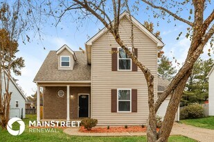 8007 Apple Valley Dr in Louisville, KY - Building Photo