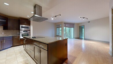 The Point at Falls Church in Arlington, VA - Building Photo - Interior Photo