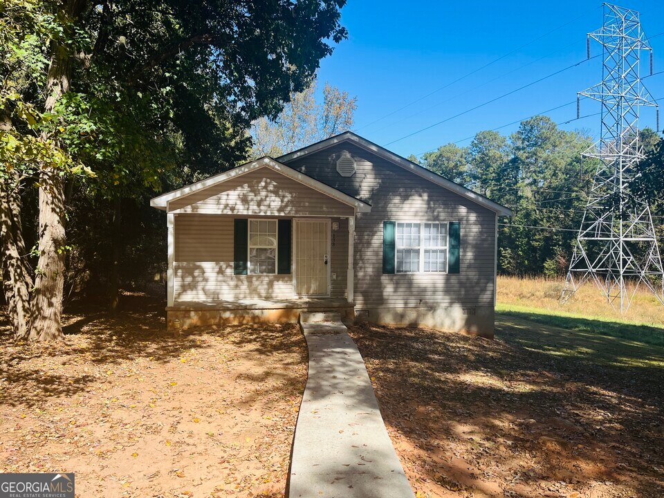 133 Callie Rd in Griffin, GA - Building Photo