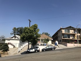 965 Everett St Apartments