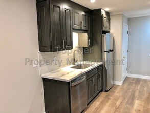 1251 Homestead Ave in Walnut Creek, CA - Building Photo - Building Photo