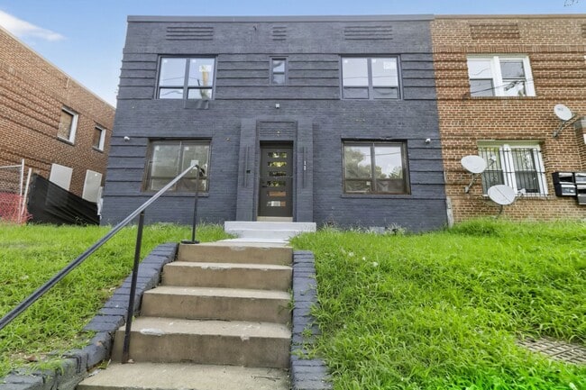 property at 412 Newcomb St SE