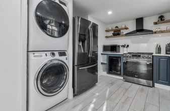 575 Prospect St in Methuen, MA - Building Photo - Building Photo