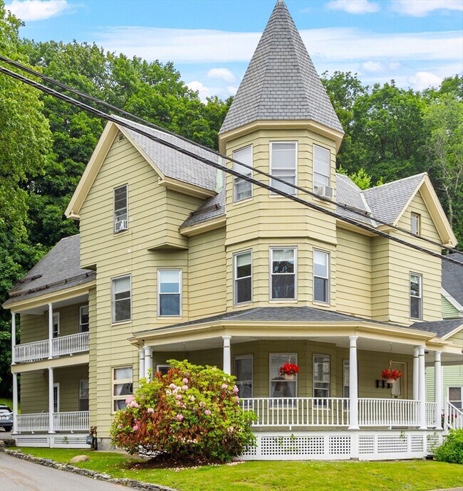 68 Church St in Leominster, MA - Building Photo - Building Photo