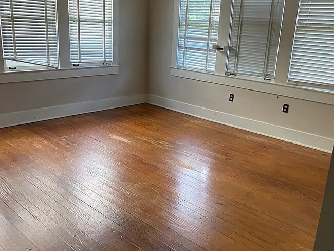 4187 Hyacinth Ave in Baton Rouge, LA - Foto de edificio - Building Photo