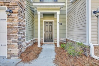 285 Cantle Dr in Richmond Hill, GA - Building Photo - Building Photo