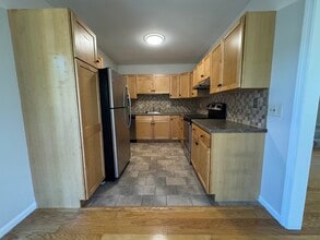 52 Hobart St in Danvers, MA - Building Photo - Building Photo