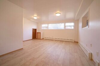 6115 W Rosedale Ave, Unit Garden in Chicago, IL - Building Photo - Building Photo