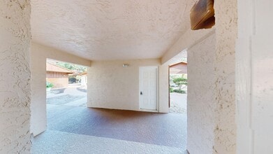 275 Indigo Dr in Daytona Beach, FL - Building Photo - Building Photo