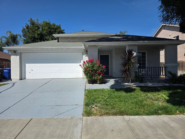 property at 421 Peregrine Dr