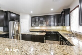 8048 Carr Valley St in Las Vegas, NV - Building Photo - Building Photo