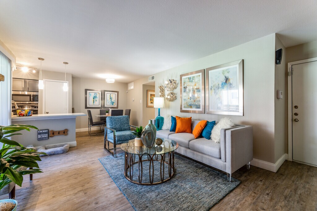 Flintridge Apartment Homes Arlington, TX Apartments