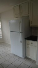 8211 Valeta Dr in Houston, TX - Building Photo - Building Photo