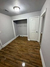 215 Poplar St in Hogansville, GA - Building Photo - Building Photo