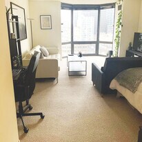 2020 Walnut St, Unit 10G in Philadelphia, PA - Building Photo