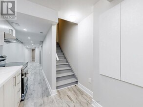 80 Armilia Pl in Whitby, ON - Building Photo - Building Photo