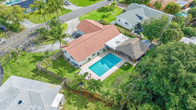 226 Norfolk Rd in Jupiter, FL - Building Photo - Building Photo