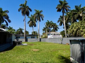 715 Hollywood Blvd in Hollywood, FL - Building Photo - Building Photo