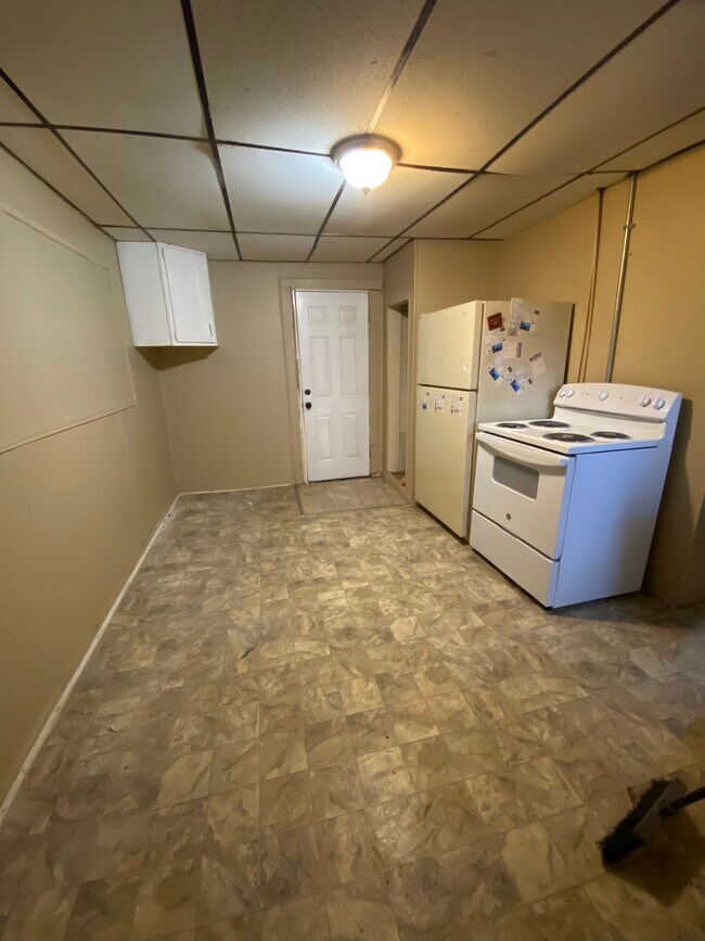 902 Western Ave Apartments and Nearby Covington Apartments For Rent