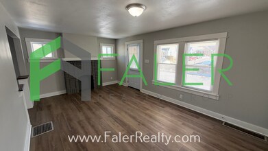 2401 Revere Ave in Dayton, OH - Building Photo - Building Photo