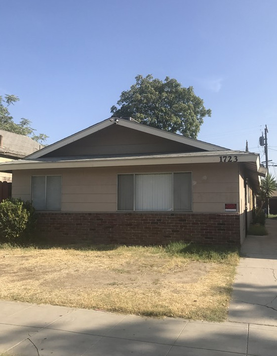 1723 Blanche St in Bakersfield, CA - Building Photo