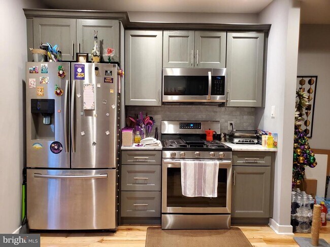 2619 Manton St in Philadelphia, PA - Building Photo - Building Photo