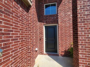 1176 Rd 5102 in Cleveland, TX - Building Photo - Building Photo