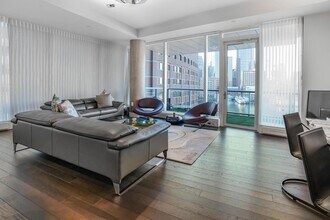 22 Liberty Drive in Boston, MA - Building Photo - Building Photo