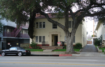 501 S Verdugo Rd in Glendale, CA - Building Photo - Building Photo