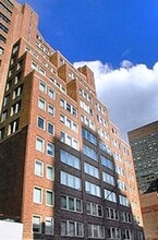 305 E 63rd St in New York, NY - Building Photo - Building Photo