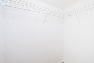 Frontier Ridge Apartments in Staunton, VA - Foto de edificio - Building Photo