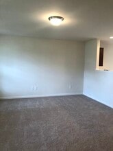 1704 Overcreek Cir in Winston-Salem, NC - Building Photo - Building Photo
