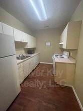 217 E Washington Ave in Athens, TN - Building Photo - Building Photo